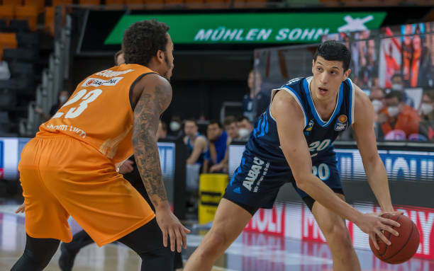 以及持续的 以及持续的